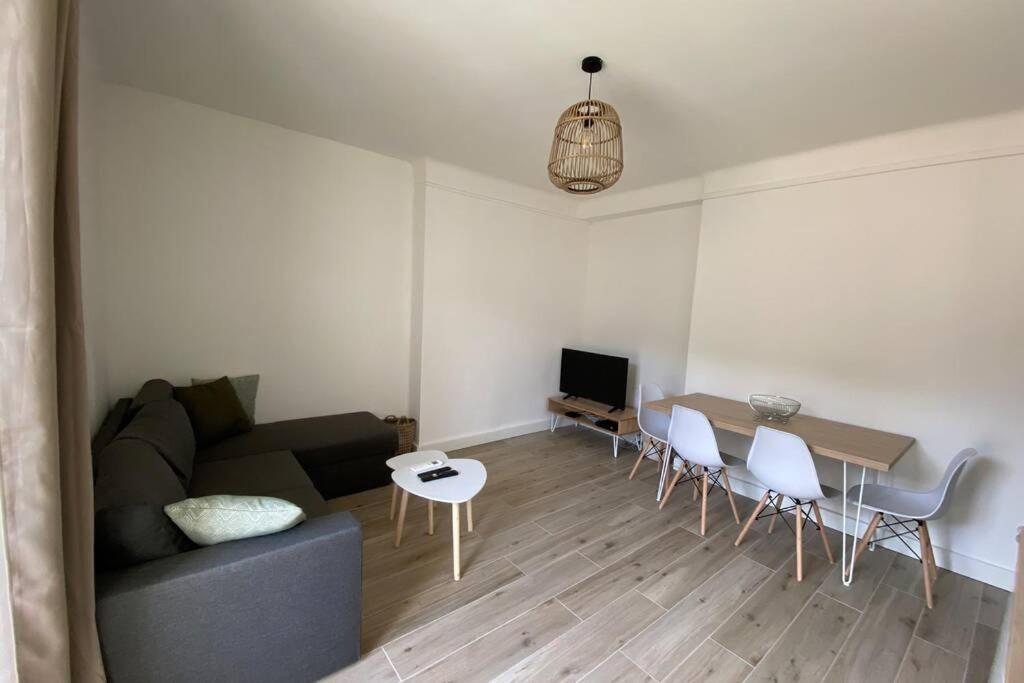 Ajaccio Charmant T2 neuf 40m2 avec balcon au Trottel wifi Clim parking plage à pieds 100m Exterior foto